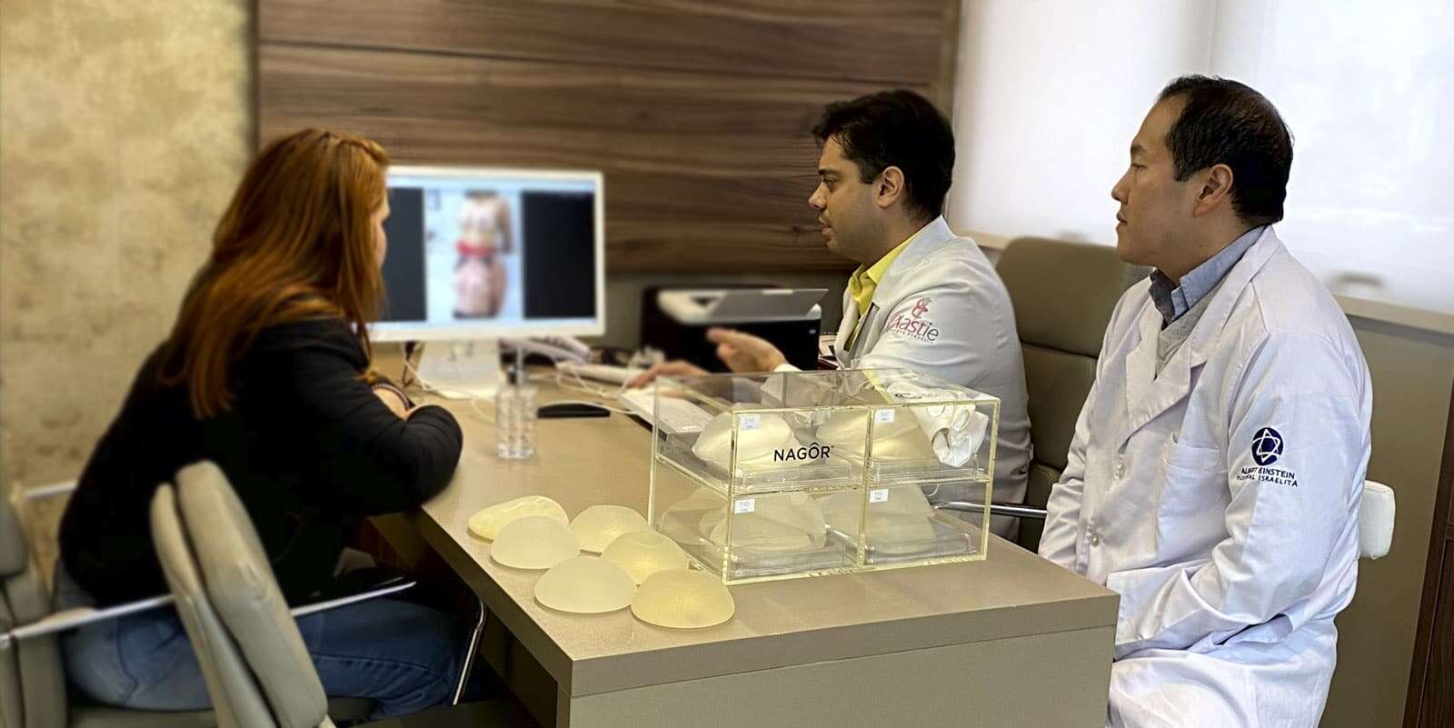 Consulta de avaliação na Plastie Cirurgia Plástica